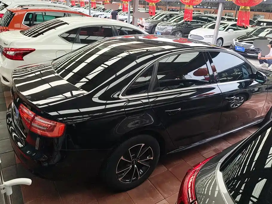 Audi A4L 2013 30 TFSI MT Comfort