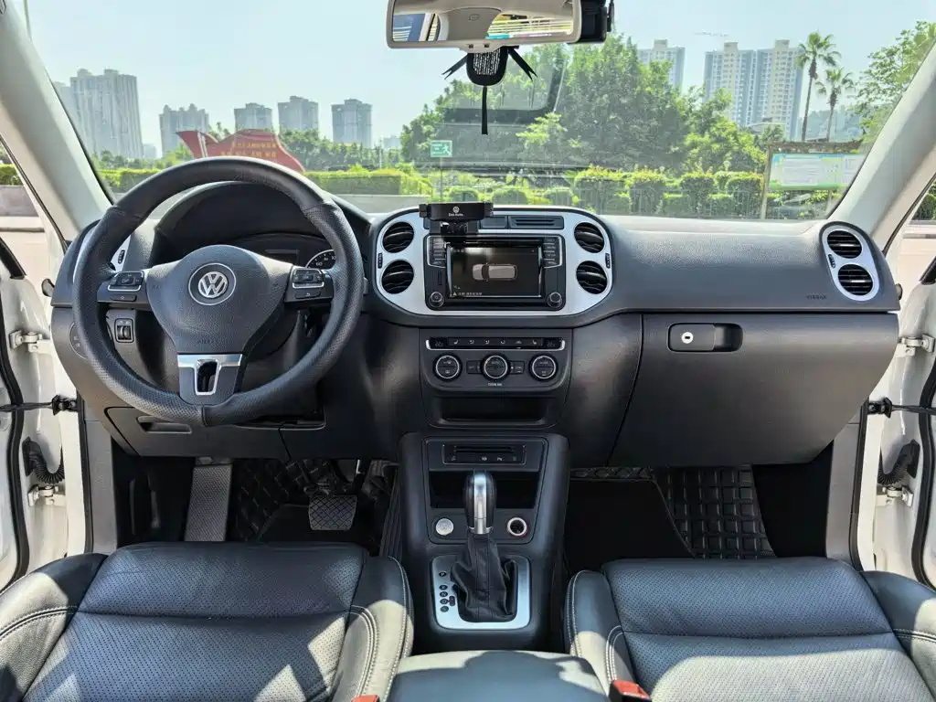 Volkswagen Tiguan — миниатюра 8