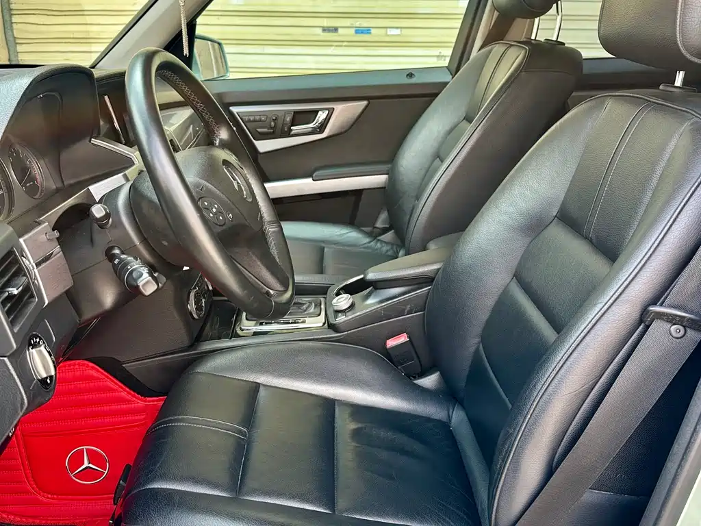 Mercedes-Benz GLK 2011 GLK 300 4MATIC Luxury