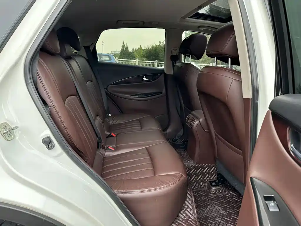 Infiniti QX50 (Import) — миниатюра 14