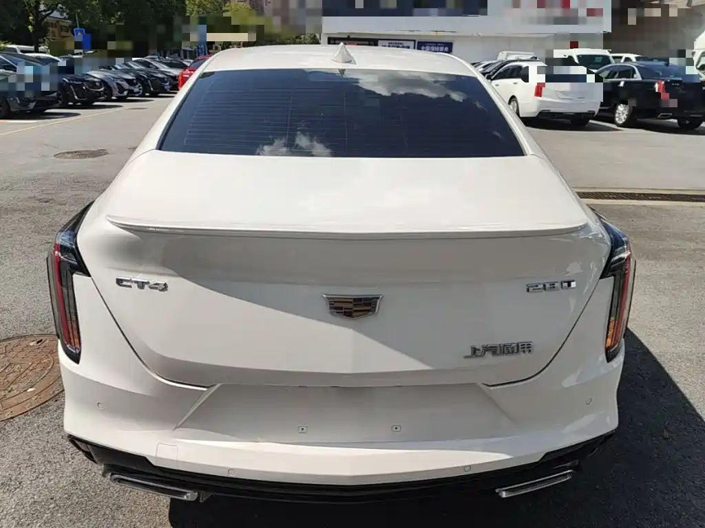 Cadillac CT4 2022 28T