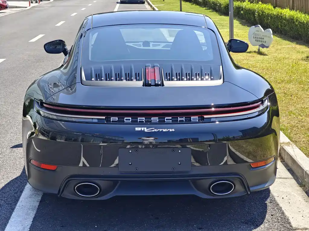 Porsche 911 2026 Carrera 3.0T