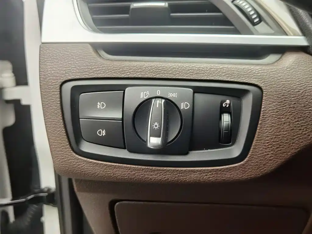 BMW X1 — миниатюра 21