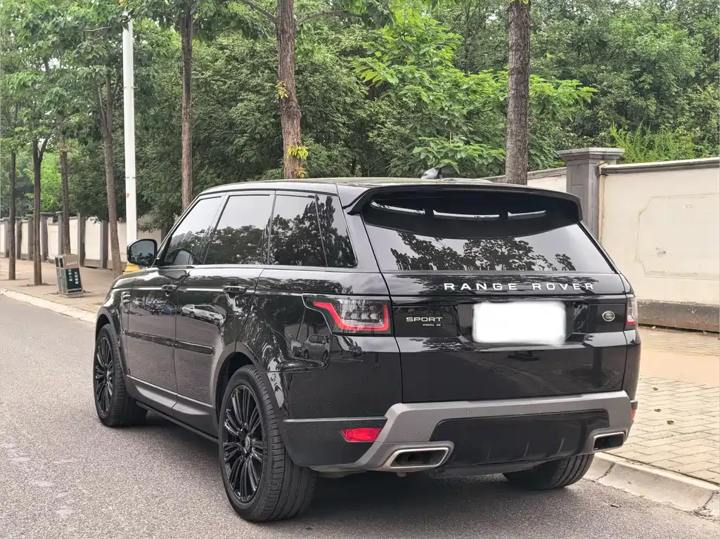 Land Rover Sport PHEV — миниатюра 15