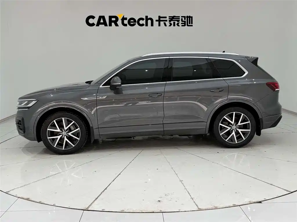 Volkswagen Touareg 2019 3.0TSI V