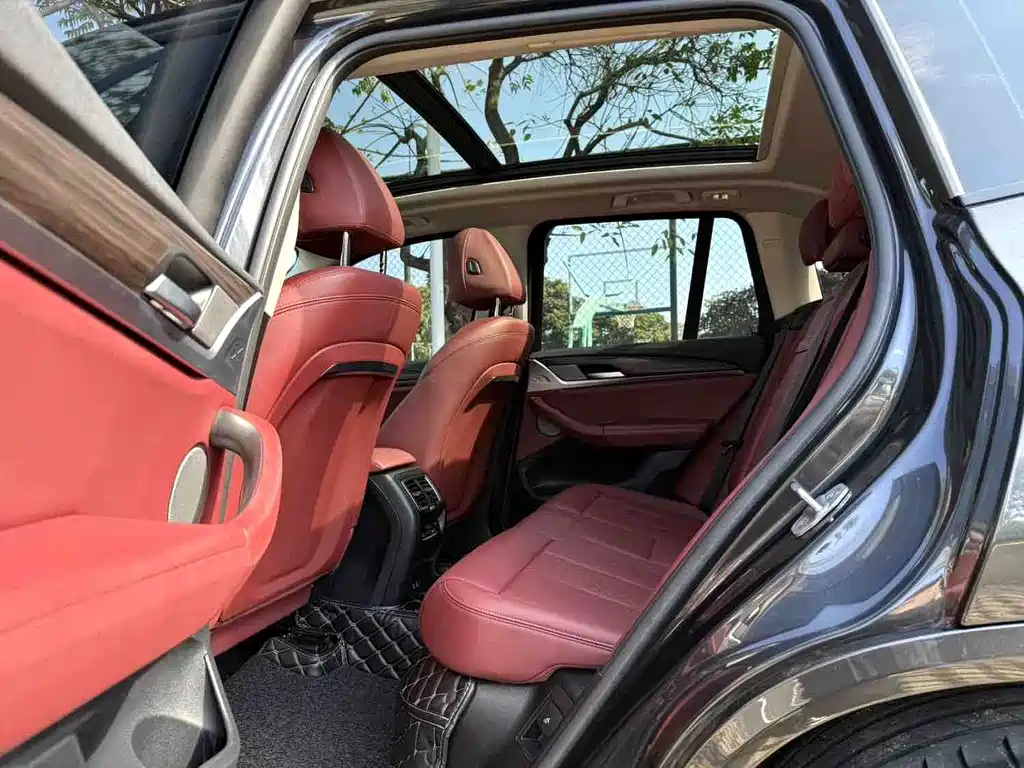 BMW X3 — миниатюра 7