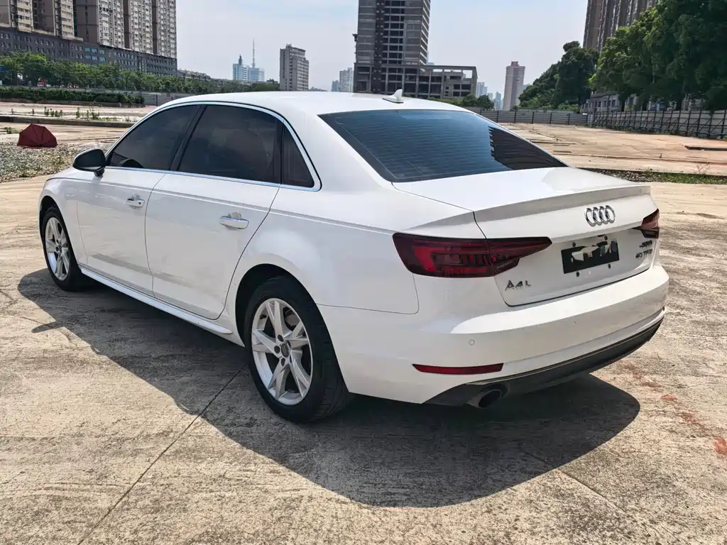 Audi A4L 2018 30 40 TFSI