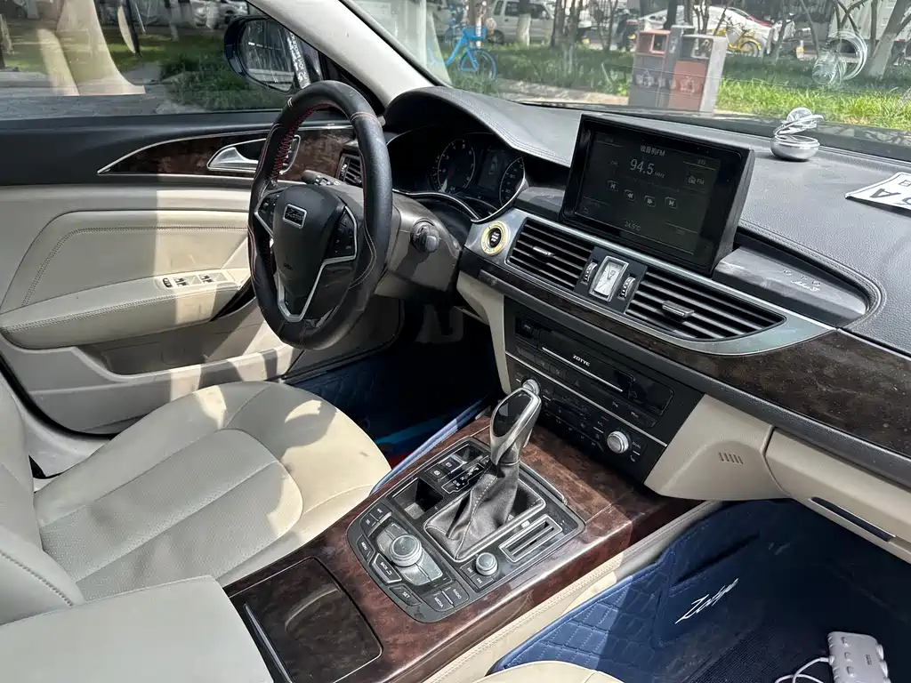 Zotye Zotye Z700 — миниатюра 18
