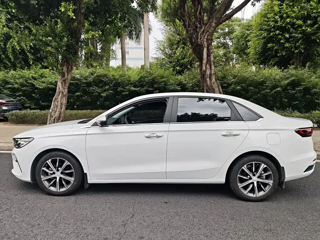 GEELY AUTOMOBILE EMGRAND