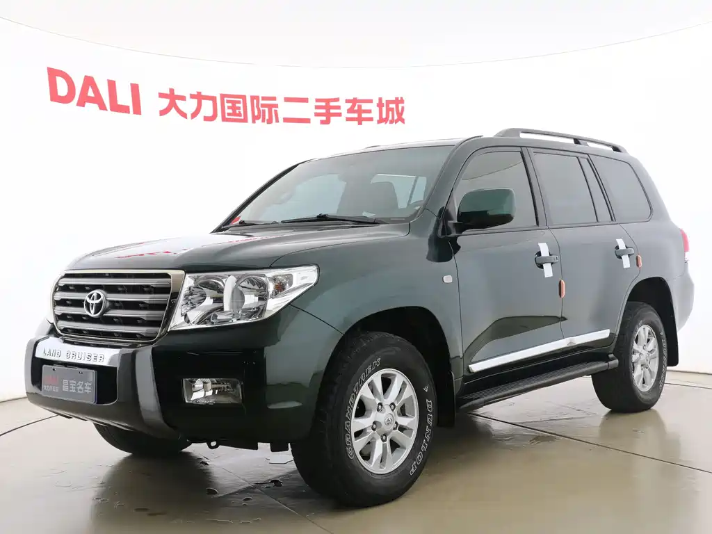 Toyota Land Cruiser 2011
