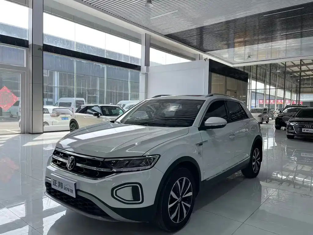 Volkswagen T-Roc 2024
