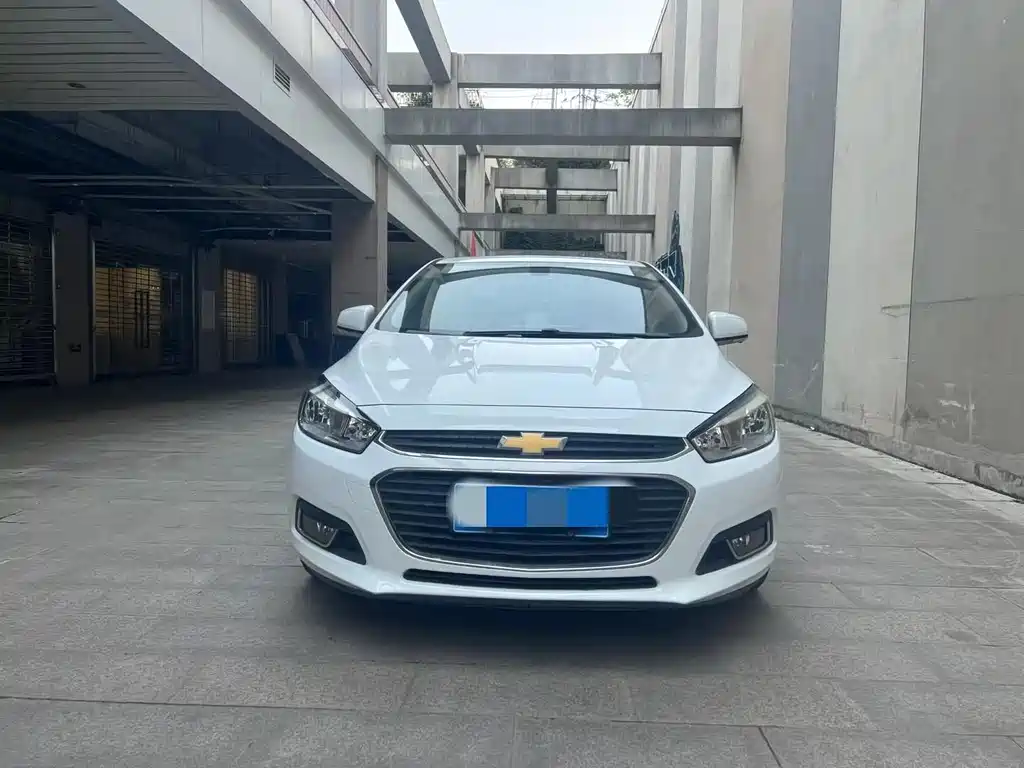 Chevrolet Cruze 2015 1.4T DCG Flagship