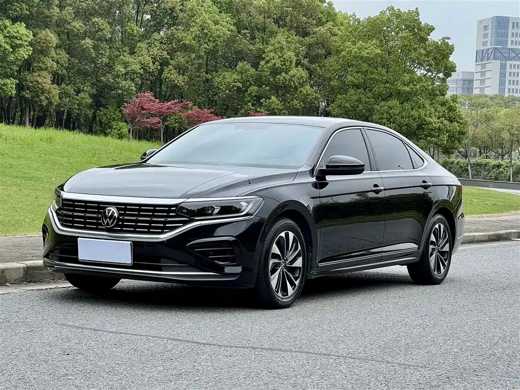 Volkswagen Passat 2021