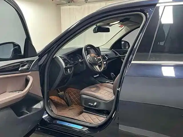 BMW X3 — миниатюра 9