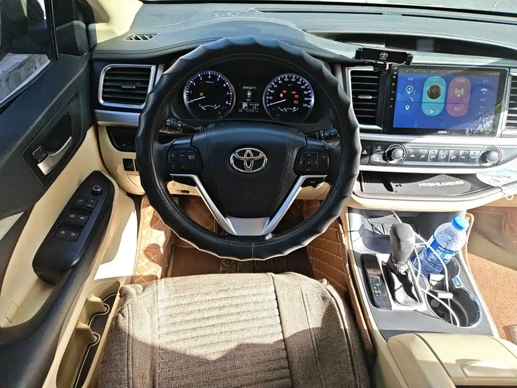 Toyota Highlander — миниатюра 6