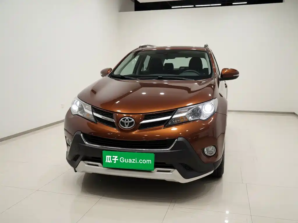Toyota RAV4 — миниатюра 2