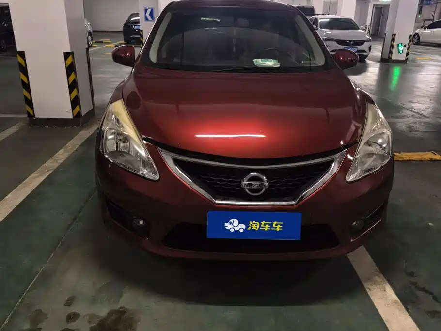 Nissan Tiida 2011 1.6L CVT Comfort