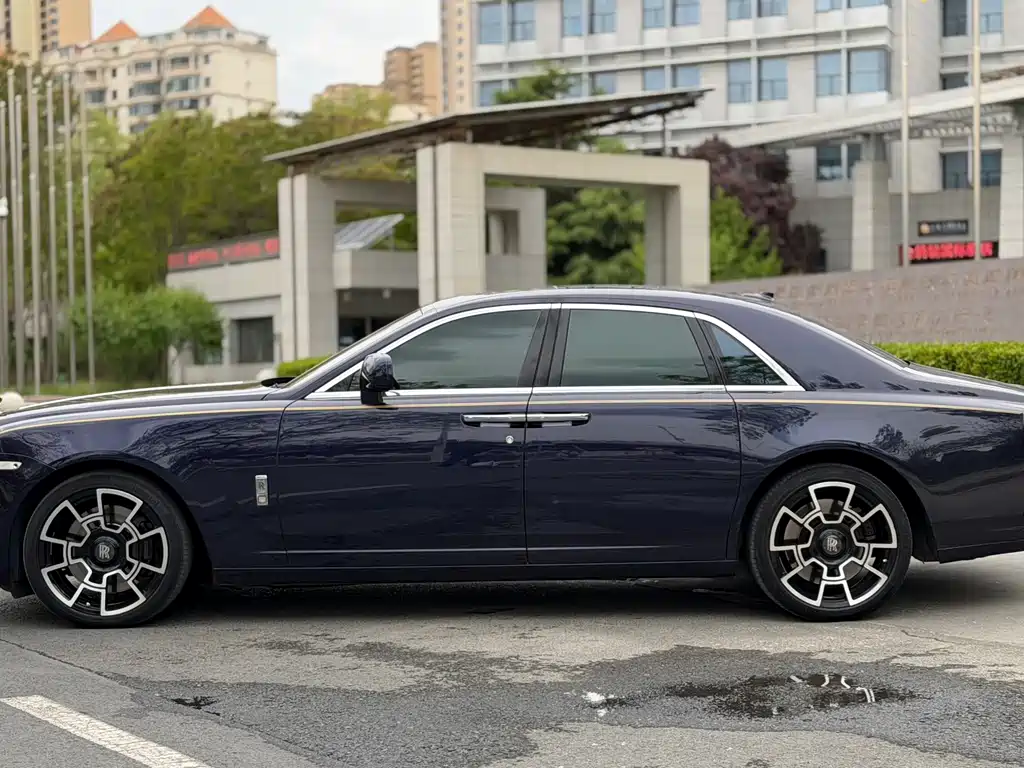Rolls-Royce Ghost 2010 6.6T Standard