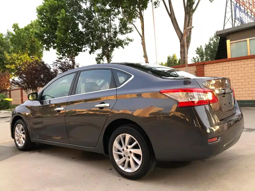 Nissan Sylphy 2014 1.6XV CVT Premium