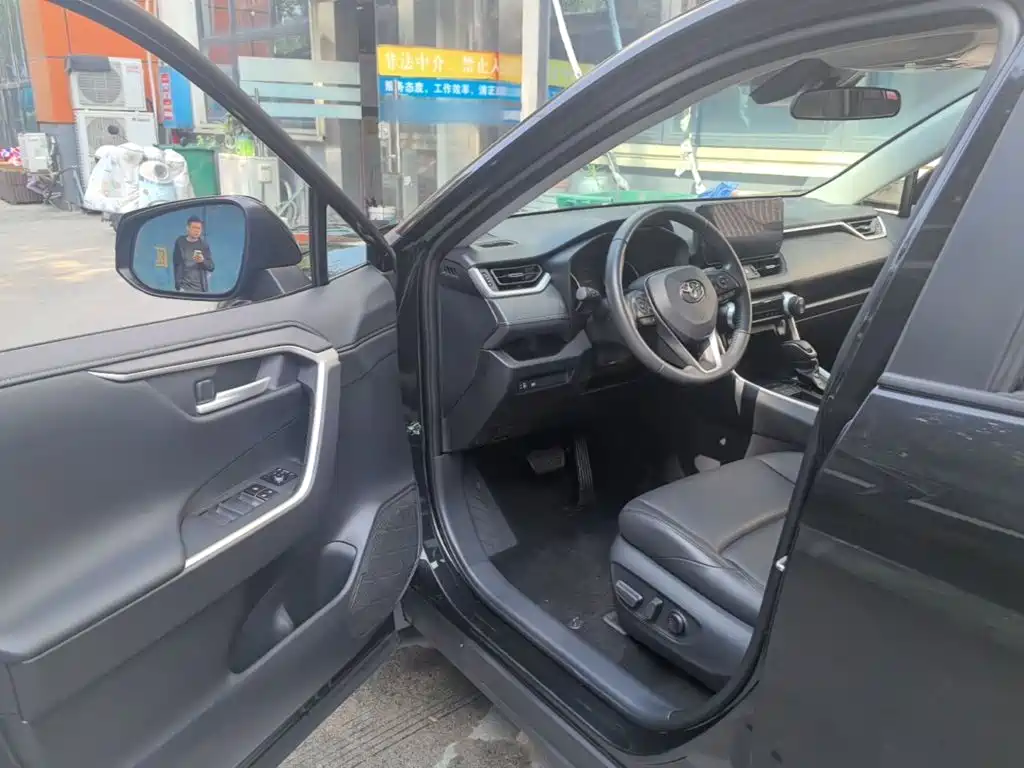 Toyota Wildlander — миниатюра 16