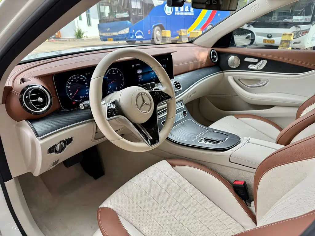 Mercedes-Benz E-Class E 2023 E 300 L Luxury