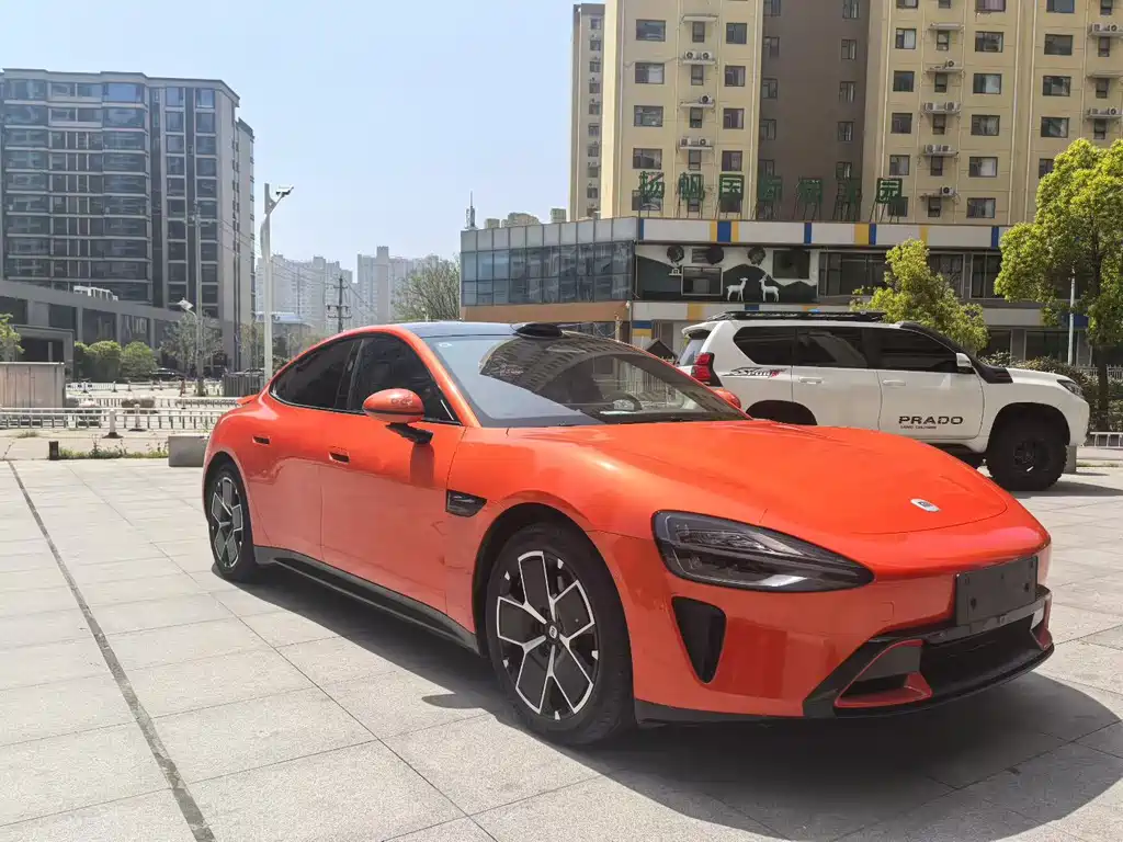 Xiaomi SU7 2024