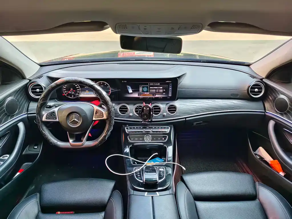 Mercedes-Benz E-Class E 2016 E 200 L Sport