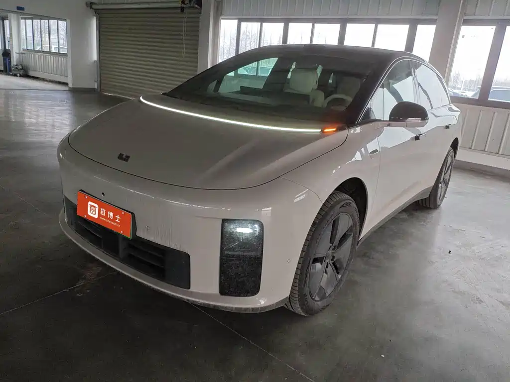 Li Auto 理想i6 2025