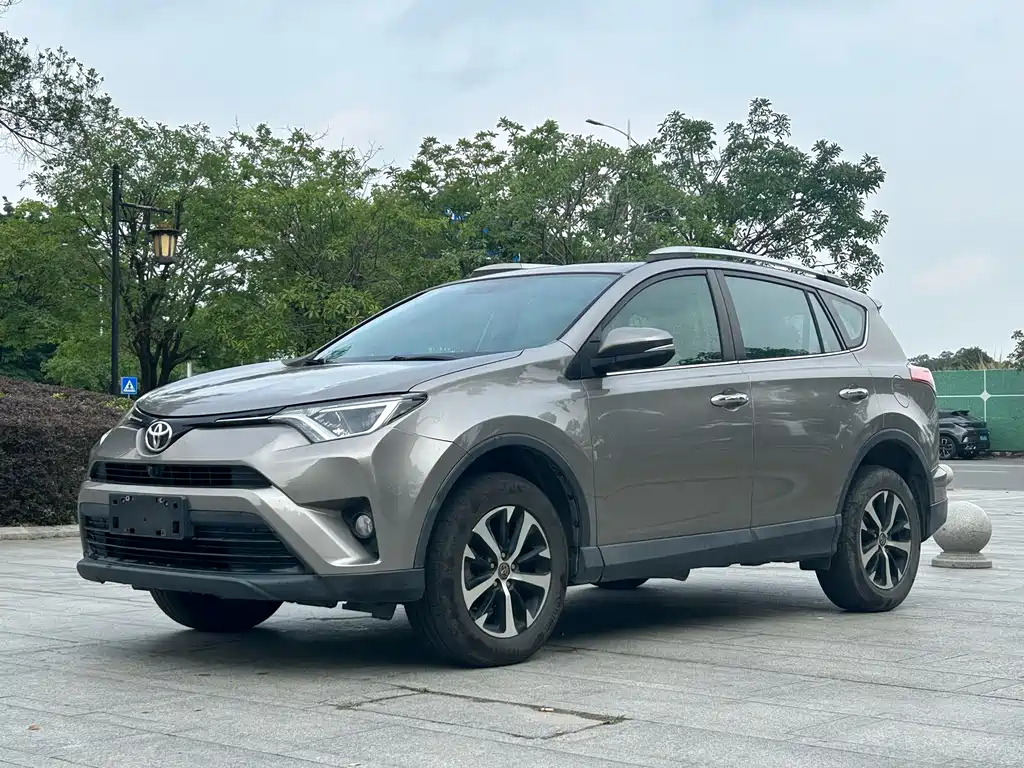 Toyota RAV4 2016