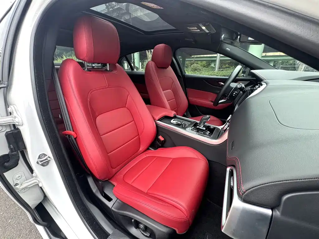 Jaguar XEL 2024 2.0T 250PS R-DYNAMIC S Sport