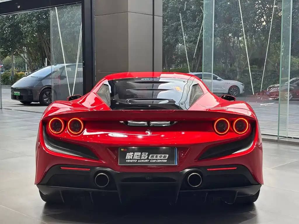 Ferrari F8 — фотографии объявления, Фото 3