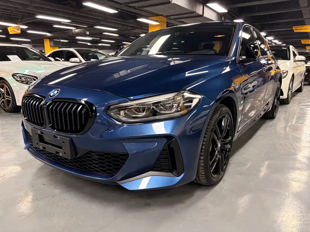 BMW 1 Series 2021