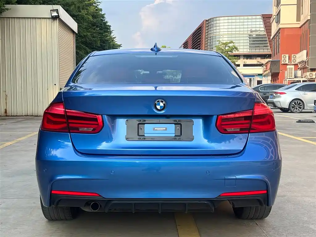 BMW  3 SERIES