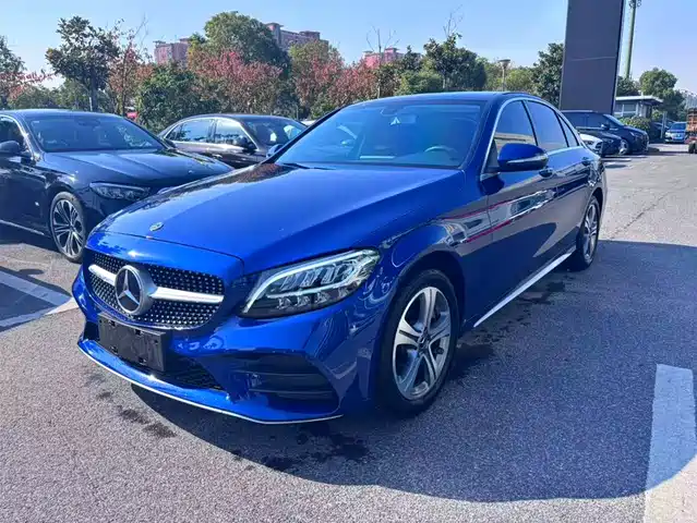MERCEDES BENZ C CLASS
