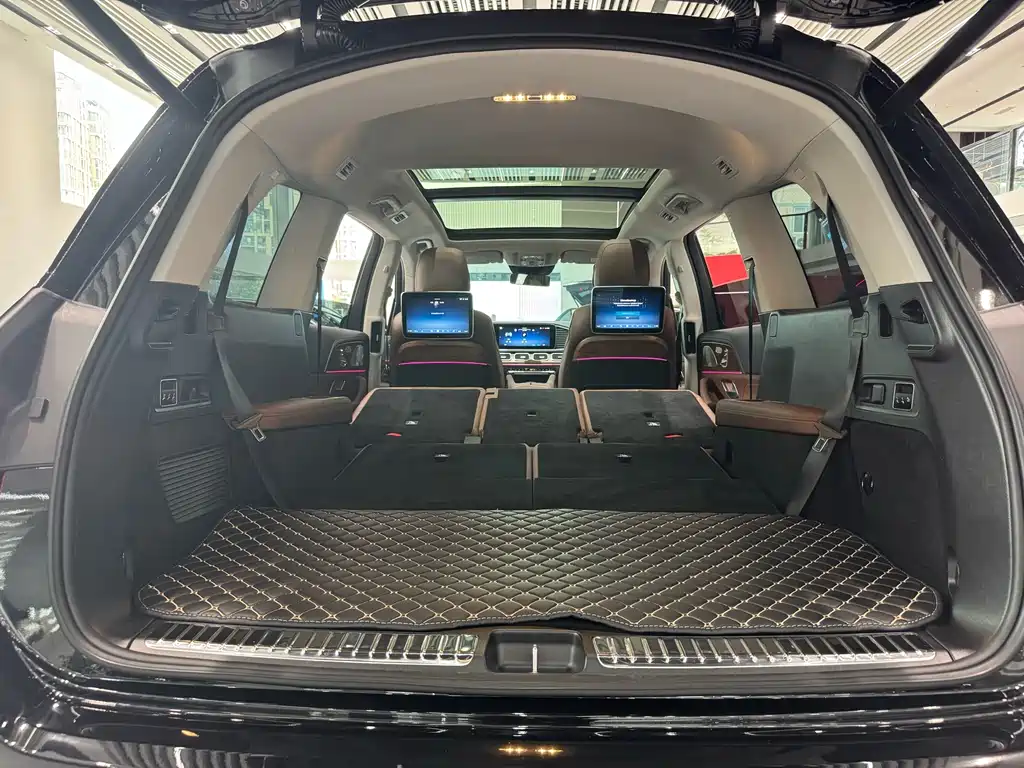Mercedes-Benz GLS — миниатюра 18
