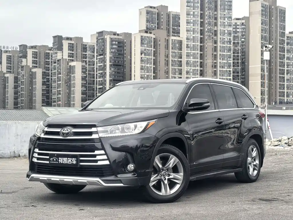 TOYOTA HIGHLANDER
