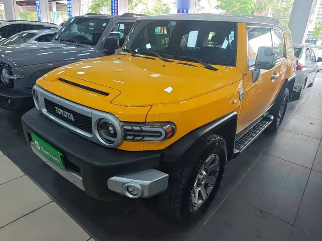 Toyota FJ Cruiser — миниатюра 2