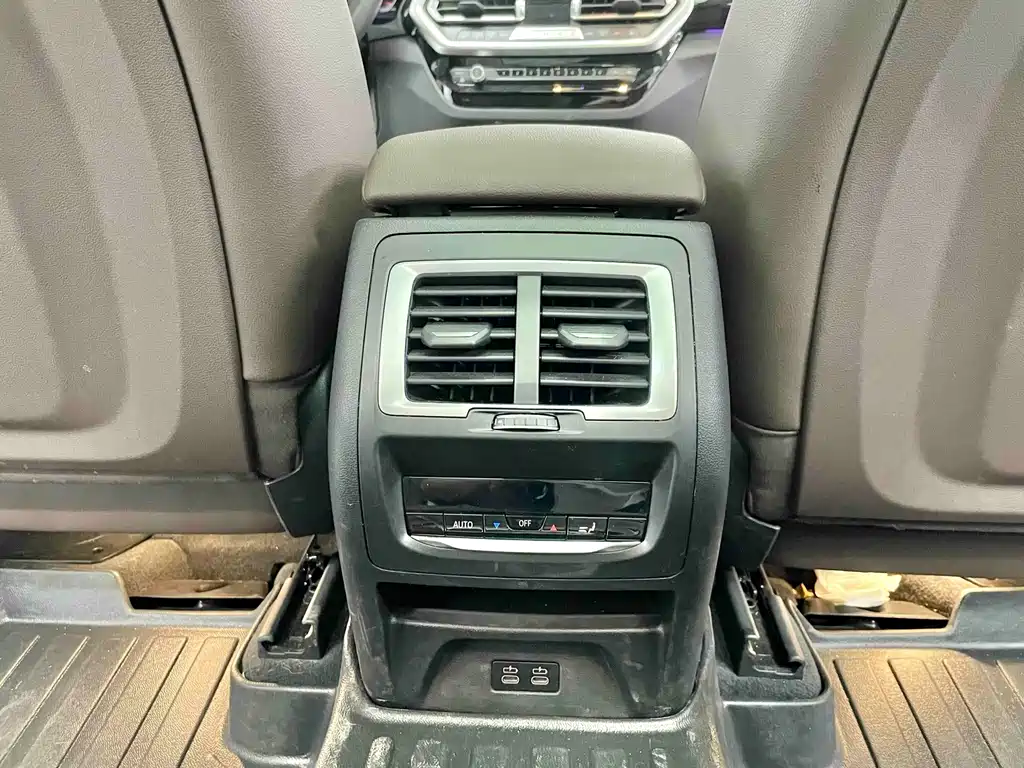 BMW X3 — миниатюра 14