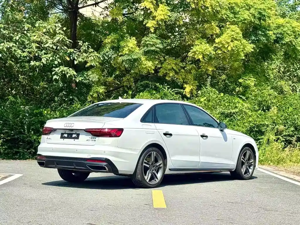 Audi A4L — миниатюра 8