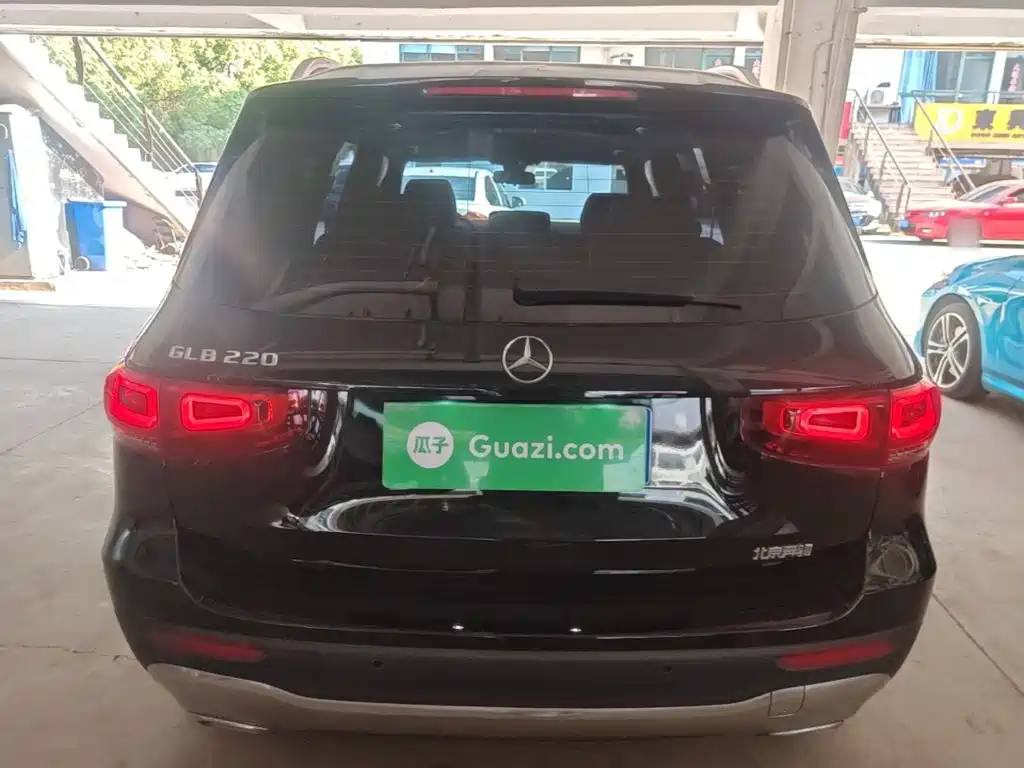 Mercedes-Benz GLB — миниатюра 6