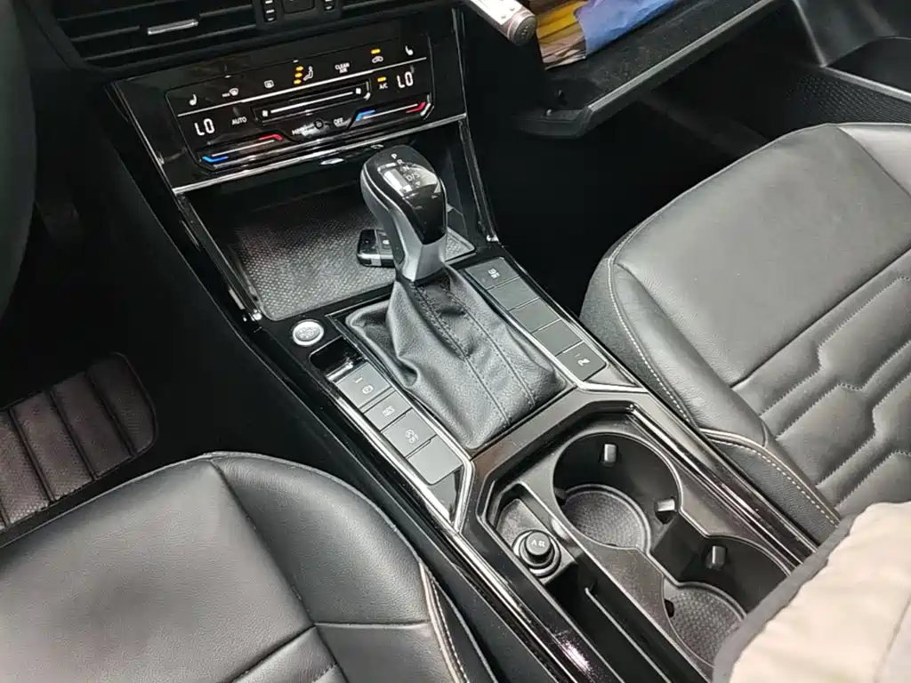 Volkswagen Passat — миниатюра 14