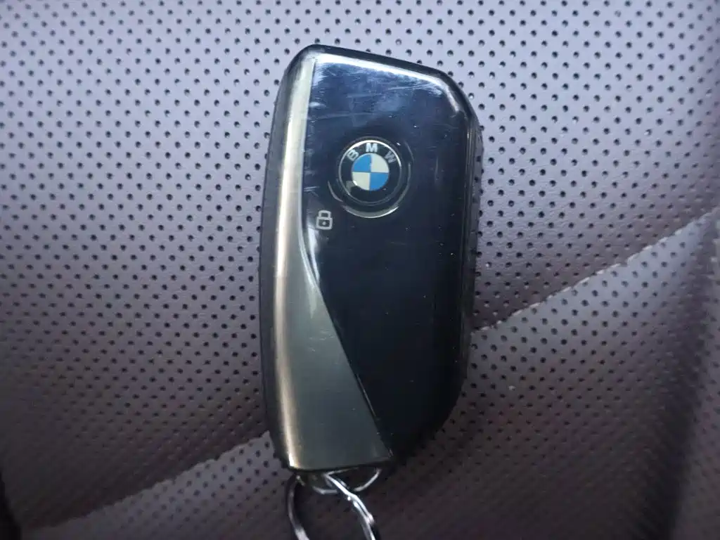 BMW 7 Series — миниатюра 25
