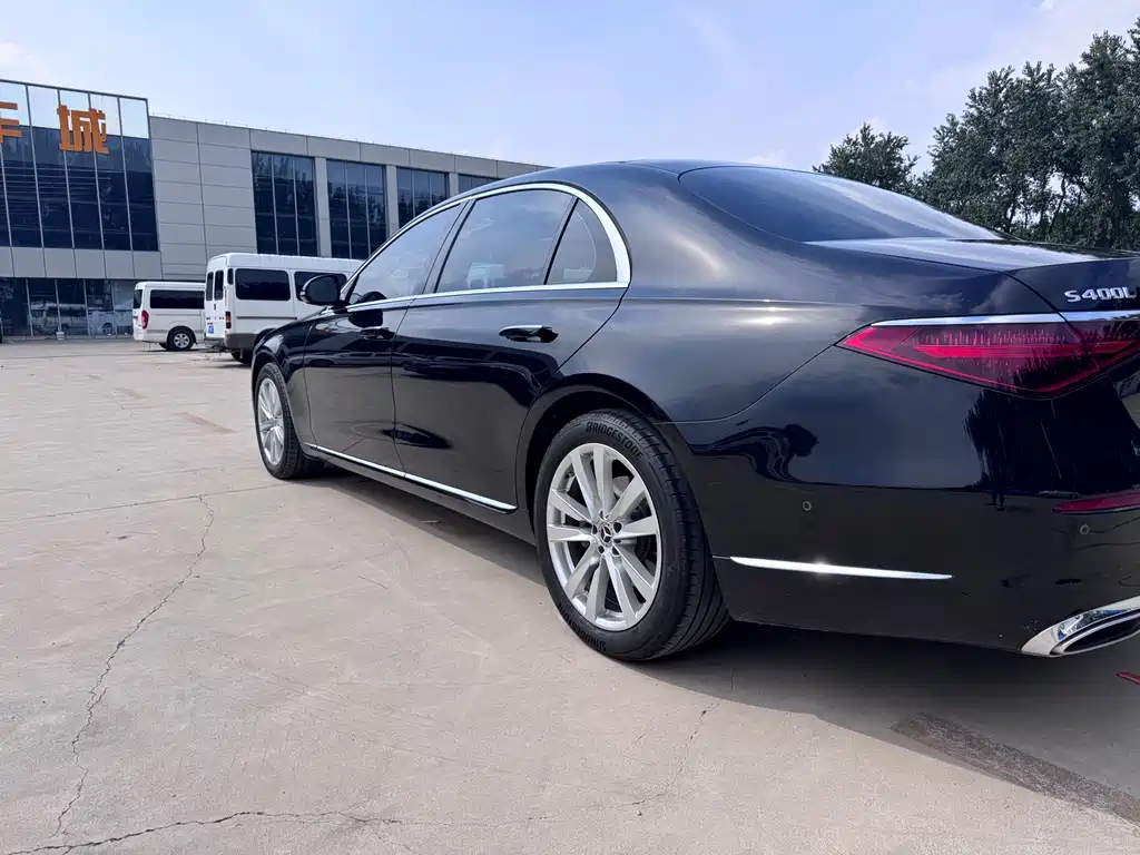 MERCEDES-BENZ S CLASS