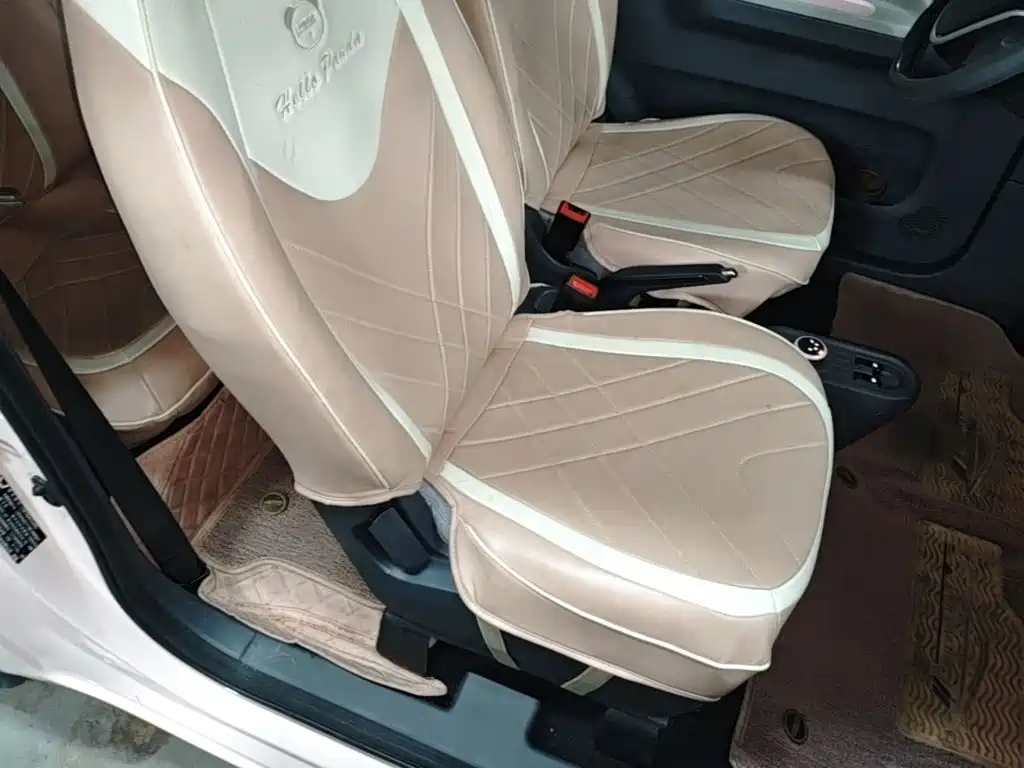 Wuling MINIEV — миниатюра 25