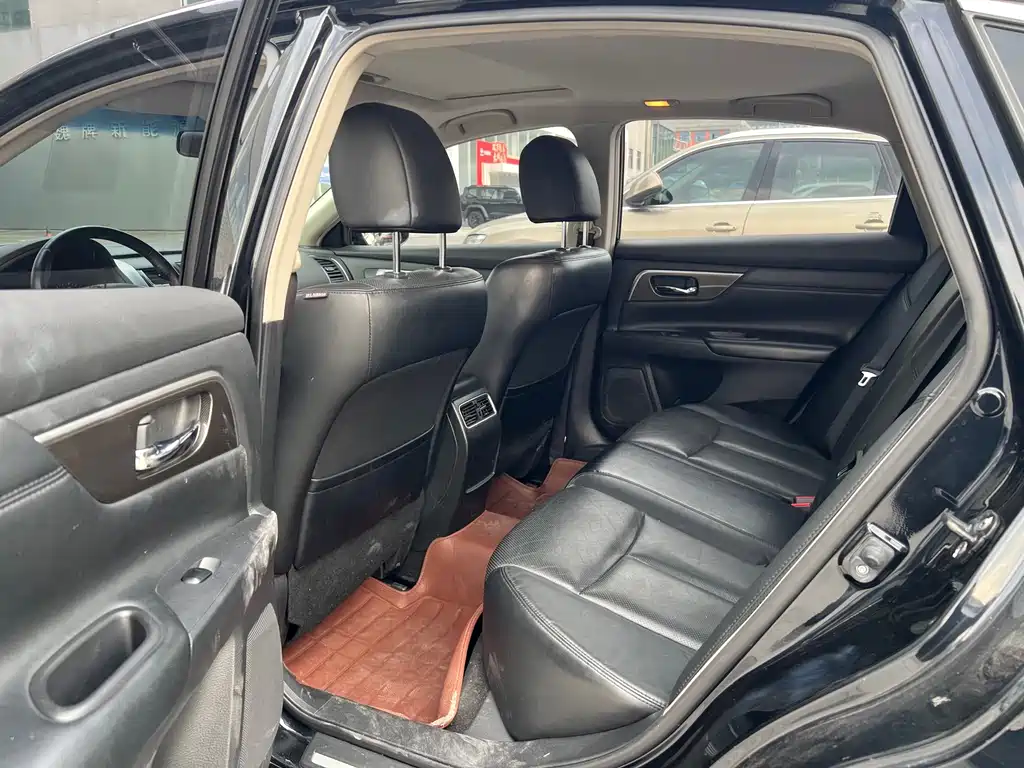 Nissan Teana — миниатюра 6