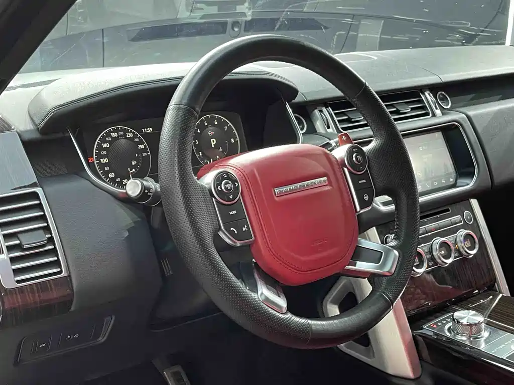 LAND ROVER RANGE ROVER