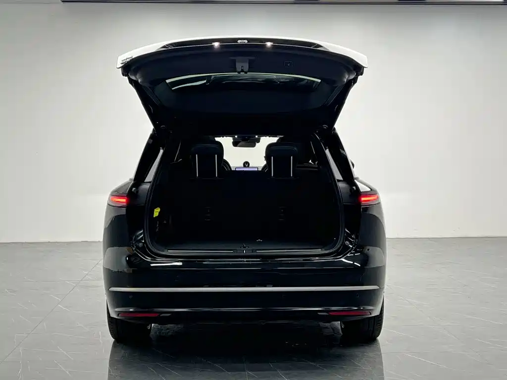 NIO ES8 — миниатюра 9