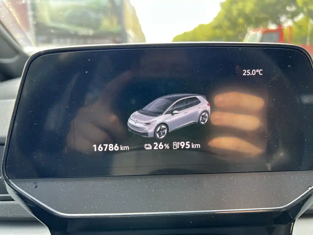 Volkswagen ID.3 — миниатюра 11