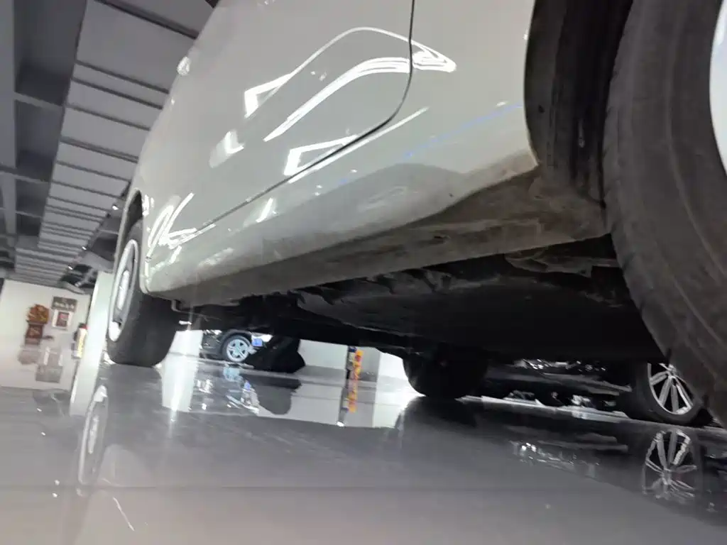 Wuling MINIEV — миниатюра 22