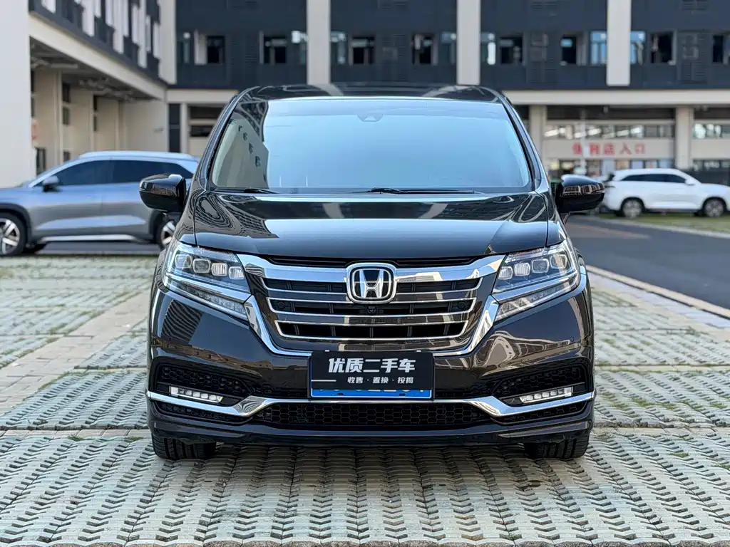 Honda Elysion — миниатюра 2